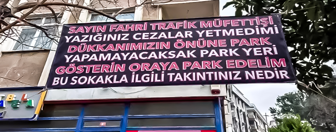 FAHRİ TRAFİK MÜFETTİŞLERi ARTIK PARK CEZASI YAZAMAYACAK